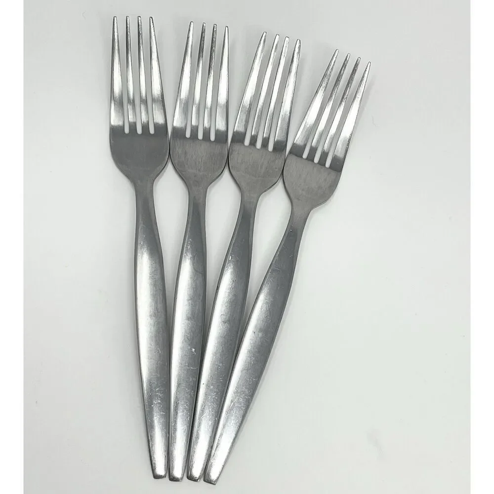 ONEIDA TERESA Stainless Steel Satin Dinner Forks 8.25” Set Of 4 Discontinued